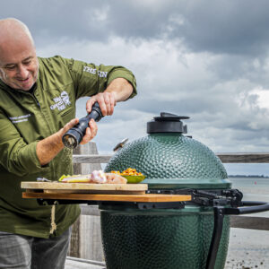 Alternative view of Peugeot Pepper Mill 40 cm  Big Green Egg farge